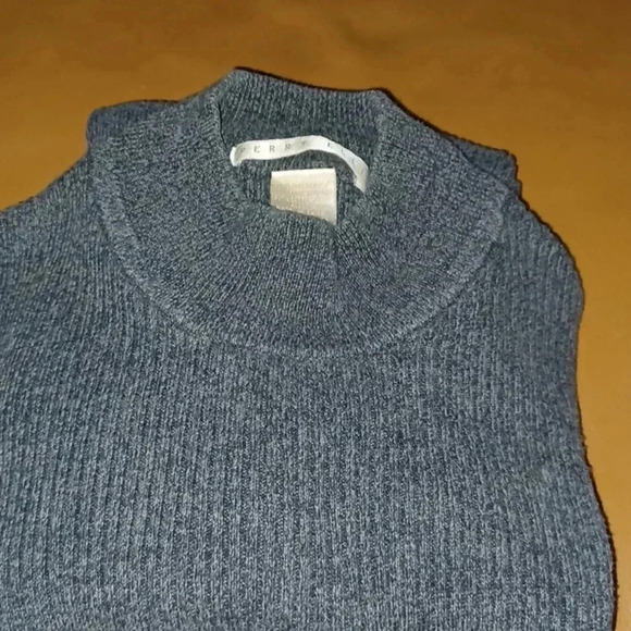 🐾Men's Perry Ellis black and white sweater - Picture 5 of 10